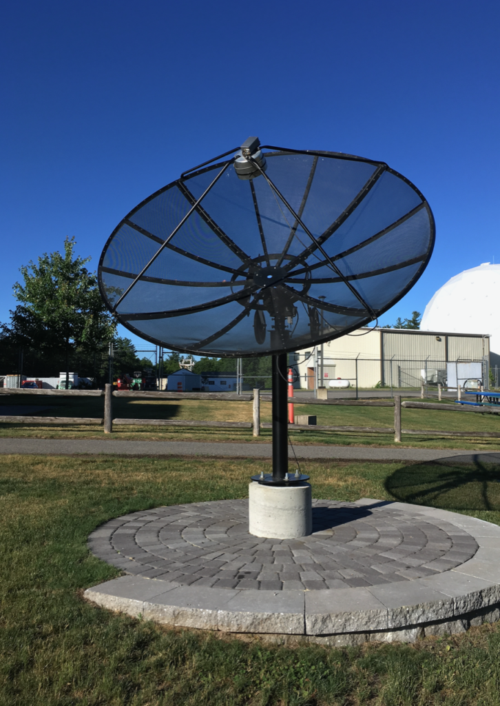 Small radio telescope (SRT)