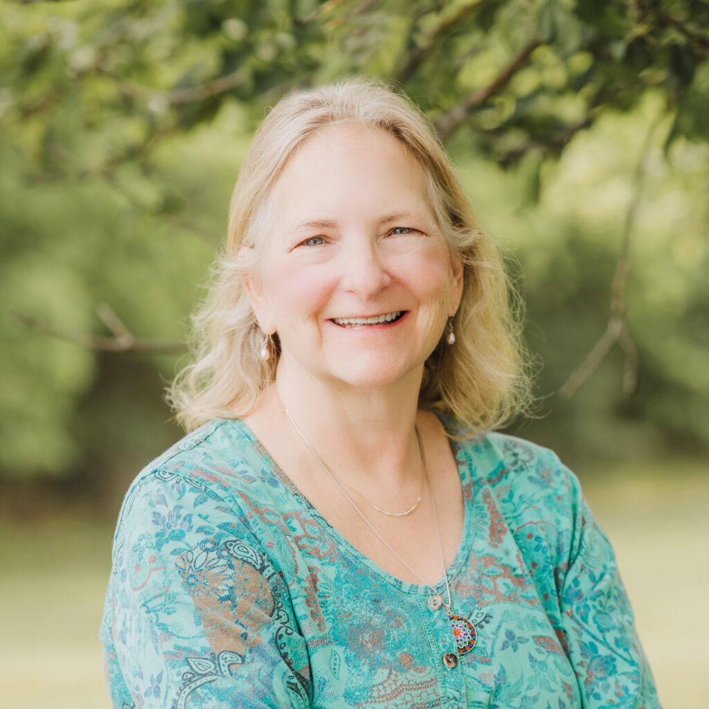 Anthea Coster (headshot)